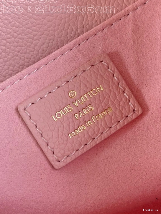 First bag ru EAST LOUIS WEST METIS POCHETTE VUITTON 0810